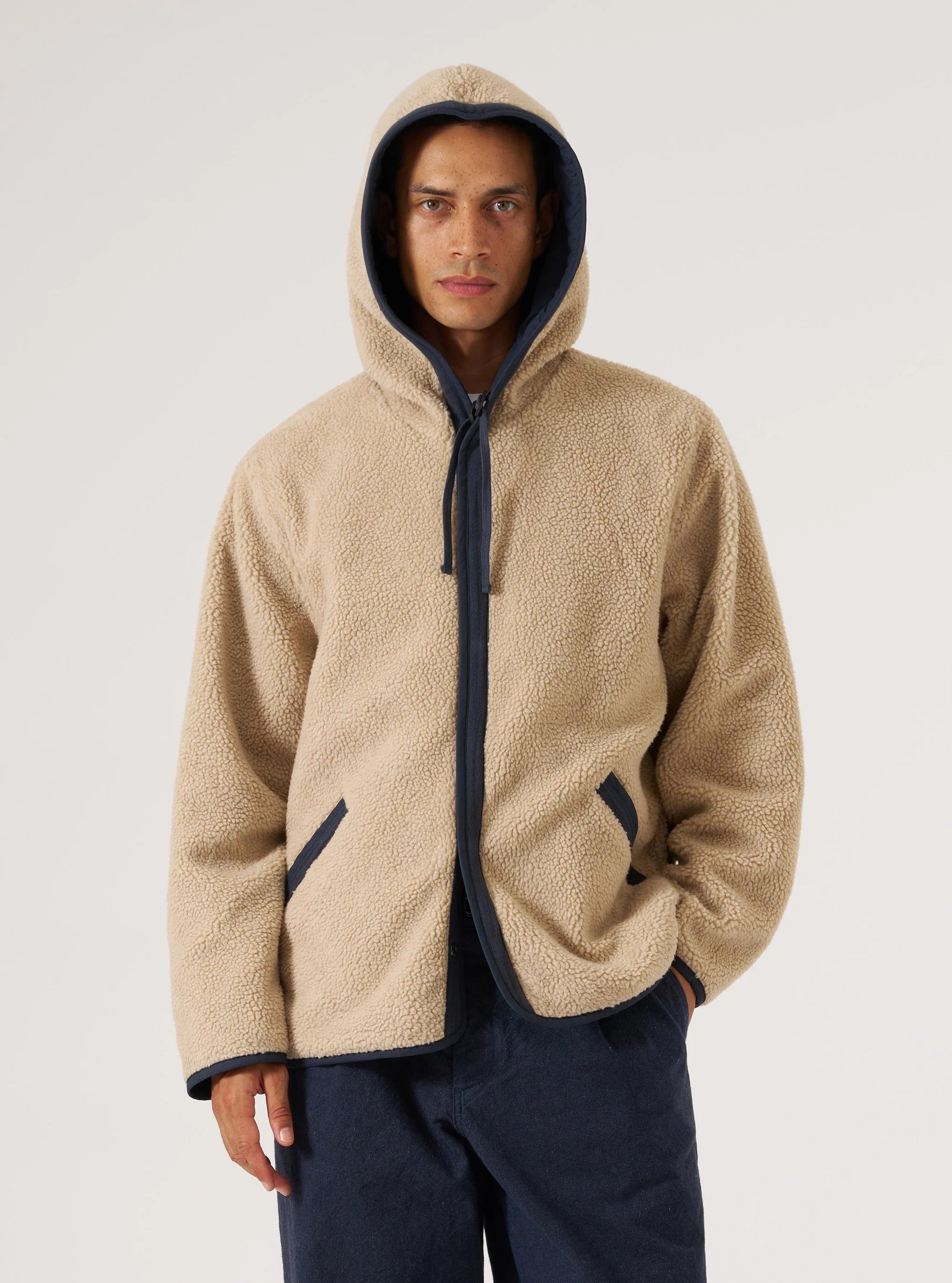 ジャケット・アウター hope UNIVERSAL WORKS. Polytech/Sherpa Reversible Hooded Jacket