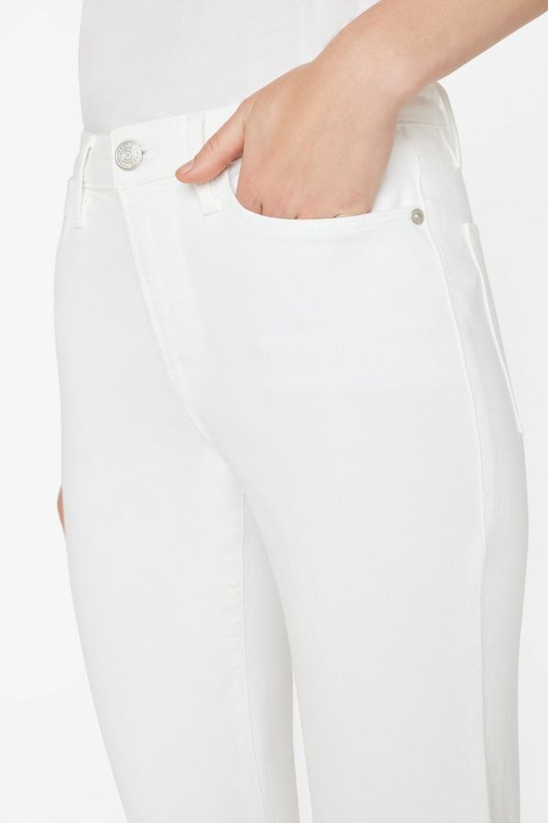Product photo of Le Easy Flare Jean-Frame-Meridian Boutique
