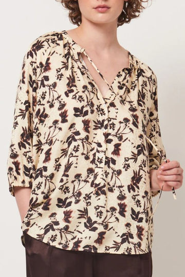 Product photo of Short Sleeve Poet Top-Raquel Allegra-Meridian Boutique